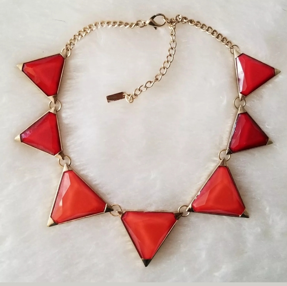 MIKA RED GOLD GEOMETRIC LUCITE STATEMENT NECKLACE